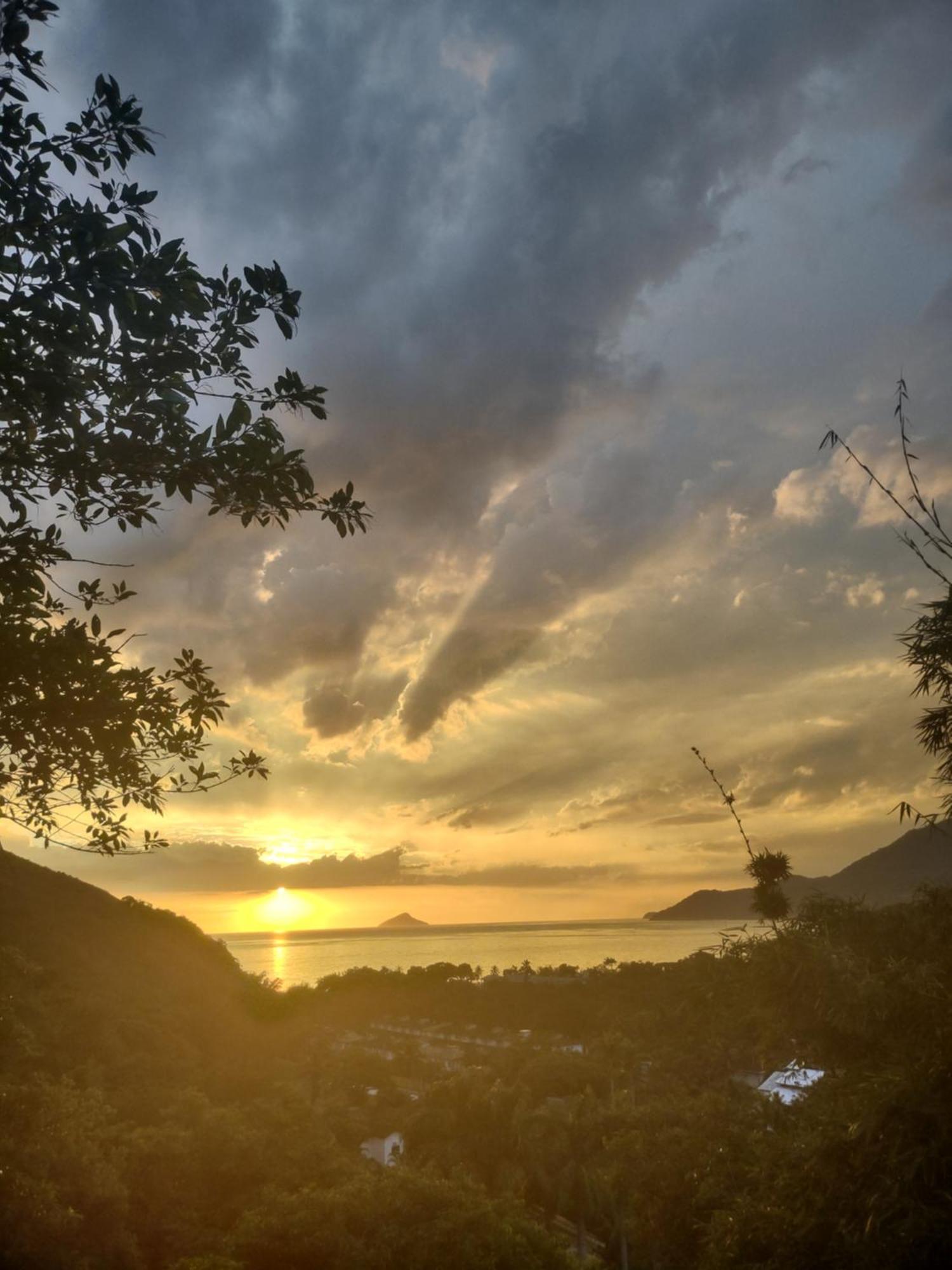 O Melhor Por Do Sol De Pauba! Casa Aconchegante. Villa Sao Sebastiao  Buitenkant foto